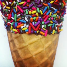 cone-food-ice-cream-sprinkles-favim-com-410360